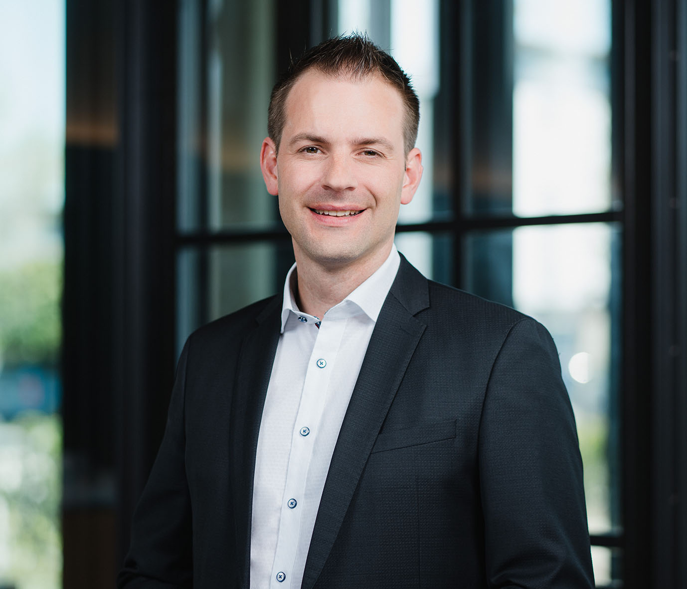 Philipp Karbach, Chief Executive Officer & Geschäftsführer bei AMW
